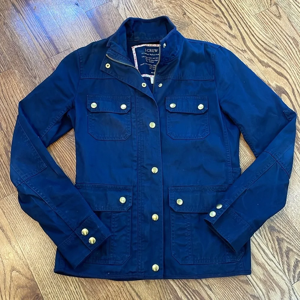 J. Crew Relaxed Boyfriend Field Jacket. Size XS. Excellent Condition. Dark Navy.